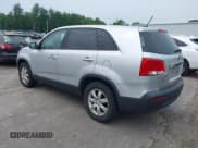 ✅ 2011 Kia Sorento LX • VIN: 5XYKTCA16BG088204 • Lot: 42449074. Listed on IAAI with 105,715 mi. Free auction sales archive from the USA and detailed vehicle history report at DreamBid. Image 3.