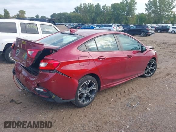 ✅ 2019 Chevrolet Cruze LT • VIN: 1G1BE5SM6K7101652 • Лот: 43258848. Опубликован ранее на IAAI с пробегом 58 247 миль. Бесплатный доступ к архиву аукционных продаж из США и подробный отчёт об истории автомобиля на DreamBid. Изображение 4.