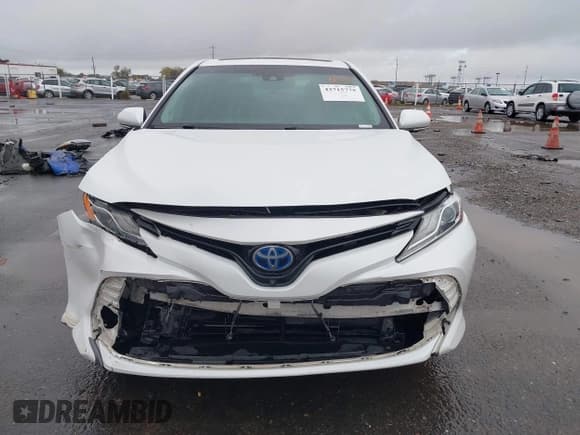 ✅ 2018 Toyota Camry Hybrid SE • VIN: 4T1B21HK0JU005414 • Lot: 43715775. Listed on IAAI with 176,737 mi. Free auction sales archive from the USA and detailed vehicle history report at DreamBid. Image 13.