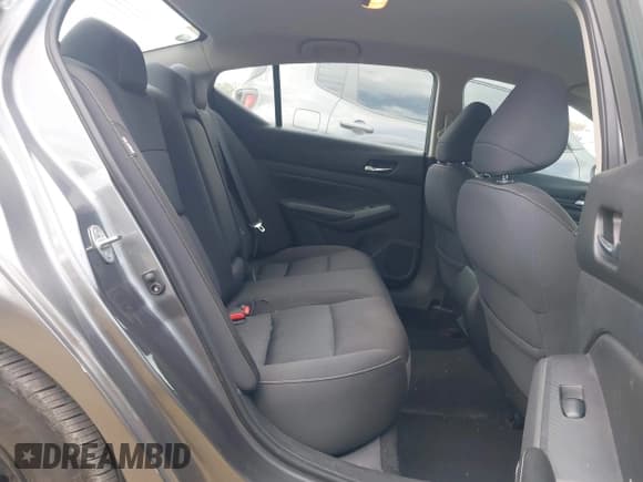 ✅ 2020 Nissan Altima S • VIN: 1N4BL4BV9LC196920 • Lot: 43648301. Listed on IAAI with 110,185 mi. Free auction sales archive from the USA and detailed vehicle history report at DreamBid. Image 8.