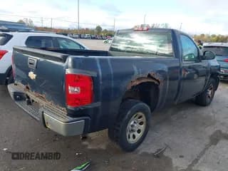 ✅ 2008 Chevrolet Silverado 1500 Work Truck • VIN: 1GCEC14X88Z185805 • Lot: 43527798. Wystawiony na IAAI z przebiegiem 164 188 mil. Bezpłatny archiwum sprzedaży aukcyjnych z USA i szczegółowy raport historii pojazdu na DreamBid. Zdjęcie 4.