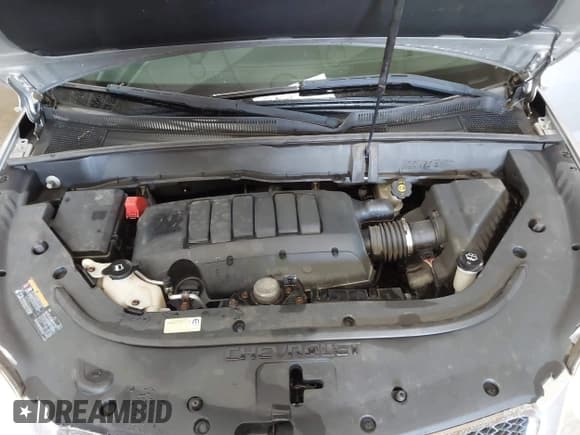 ✅ 2011 Chevrolet Traverse 1LT • VIN: 1GNKVGED8BJ171212 • Lot: 43311339. Wystawiony na IAAI z przebiegiem 174 479 mil. Bezpłatny archiwum sprzedaży aukcyjnych z USA i szczegółowy raport historii pojazdu na DreamBid. Zdjęcie 10.