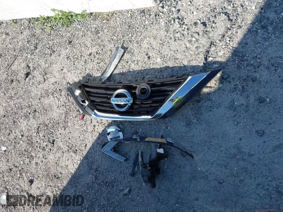 ✅ 2018 Nissan Altima SL • VIN: 1N4AL3AP0JC122839 • Лот: 43005542. Опубликован ранее на IAAI с пробегом 100 992 миль. Бесплатный доступ к архиву аукционных продаж из США и подробный отчёт об истории автомобиля на DreamBid. Изображение 12.