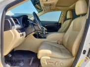 ✅ 2015 Toyota Highlander Limited • VIN: 5TDYKRFHXFS068858 • Lot: 57918845. Wystawiony na Copart z przebiegiem 178 573 mil. Bezpłatny archiwum sprzedaży aukcyjnych z USA i szczegółowy raport historii pojazdu na DreamBid. Zdjęcie 7.