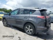 ✅ 2018 Toyota RAV4 XLE • VIN: 2T3RFREVXJW734950 • Lot: 58436135. Wystawiony na Copart z przebiegiem 98 518 mil. Bezpłatny archiwum sprzedaży aukcyjnych z USA i szczegółowy raport historii pojazdu na DreamBid. Zdjęcie 2.