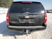 ✅ 2013 Chevrolet Suburban LT • VIN: 1GNSCJE09DR348922 • Lot: 74972334. Wystawiony na Copart z przebiegiem 108 275 mil. Bezpłatny archiwum sprzedaży aukcyjnych z USA i szczegółowy raport historii pojazdu na DreamBid. Zdjęcie 6.