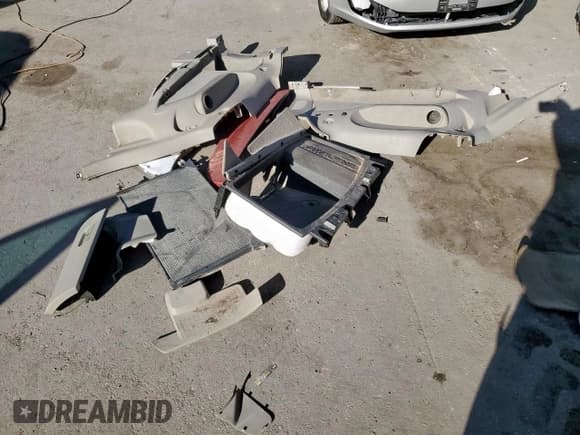 ✅ 2011 Dodge Durango Crew • VIN: 1D4RE4GG8BC599799 • Lot: 85428115. Wystawiony na Copart z przebiegiem Nie podano. Bezpłatny archiwum sprzedaży aukcyjnych z USA i szczegółowy raport historii pojazdu na DreamBid. Zdjęcie 13.