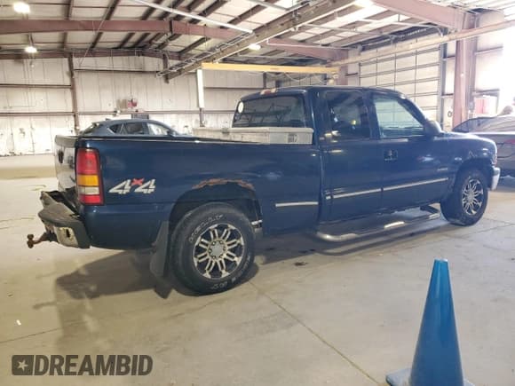 ✅ 2000 Chevrolet Silverado 1500 • VIN: 1GCEK19V3YE218601 • Lot: 90668255. Wystawiony na Copart z przebiegiem 193 542 mil. Bezpłatny archiwum sprzedaży aukcyjnych z USA i szczegółowy raport historii pojazdu na DreamBid. Zdjęcie 3.