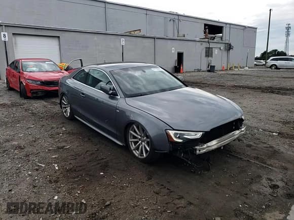 ✅ 2015 Audi A5 Premium Plus • VIN: WAUMFAFR8FA057588 • Лот: 81766475. Опубликован ранее на Copart с пробегом 138 423 миль. Бесплатный доступ к архиву аукционных продаж из США и подробный отчёт об истории автомобиля на DreamBid. Изображение 13.