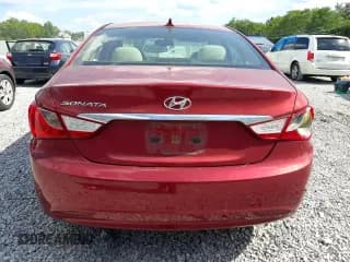 ✅ 2013 Hyundai Sonata GLS • VIN: 5NPEB4ACXDH677758 • Lot: 67576874. Wystawiony na Copart z przebiegiem Nie podano. Bezpłatny archiwum sprzedaży aukcyjnych z USA i szczegółowy raport historii pojazdu na DreamBid. Zdjęcie 6.