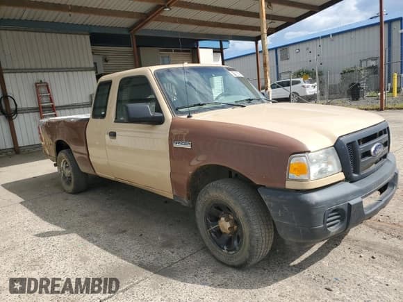 ✅ 2011 Ford Ranger XL • VIN: 1FTKR1ED4BPB10964 • Lot: 71856245. Wystawiony na Copart z przebiegiem 146 881 mil. Bezpłatny archiwum sprzedaży aukcyjnych z USA i szczegółowy raport historii pojazdu na DreamBid. Zdjęcie 4.
