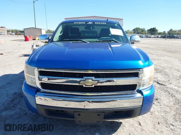 ✅ 2011 Chevrolet Silverado 1500 LS • VIN: 1GCRCREA1BZ185646 • Lot: 43515038. Listed on IAAI with 143,051 mi. Free auction sales archive from the USA and detailed vehicle history report at DreamBid. Image 12.