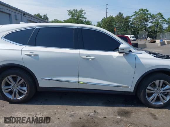 ✅ 2022 Acura MDX • VIN: 5J8YE1H34NL028240 • Lot: 42497925. Wystawiony na IAAI z przebiegiem 40 732 mil. Bezpłatny archiwum sprzedaży aukcyjnych z USA i szczegółowy raport historii pojazdu na DreamBid. Zdjęcie 14.