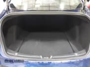 ✅ 2018 Tesla Model 3 Long Range Battery • VIN: 5YJ3E1EB2JF090155 • Lot: 43514484. Wystawiony na IAAI z przebiegiem 28 353 mil. Bezpłatny archiwum sprzedaży aukcyjnych z USA i szczegółowy raport historii pojazdu na DreamBid. Zdjęcie 19.