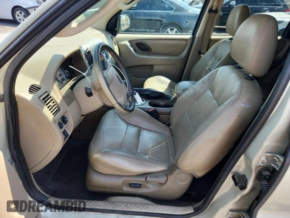 ✅ 2005 Ford Escape Limited • VIN: 1FMCU94165KB95201 • Lot: 59813065. Listed on Copart with 175,322 mi. Free auction sales archive from the USA and detailed vehicle history report at DreamBid. Image 7.