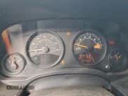 ✅ 2015 Jeep Patriot Latitude • VIN: 1C4NJRFB6FD245449 • Lot: 95658285. Wystawiony na Copart z przebiegiem 177 727 mil. Bezpłatny archiwum sprzedaży aukcyjnych z USA i szczegółowy raport historii pojazdu na DreamBid. Zdjęcie 9.