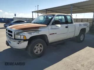✅ 1996 Dodge 1500 • VIN: 3B7HF13Z3TG167034 • Лот: 72042524. Опубликован ранее на Copart с пробегом 211 593 миль. Бесплатный доступ к архиву аукционных продаж из США и подробный отчёт об истории автомобиля на DreamBid. Изображение 1.