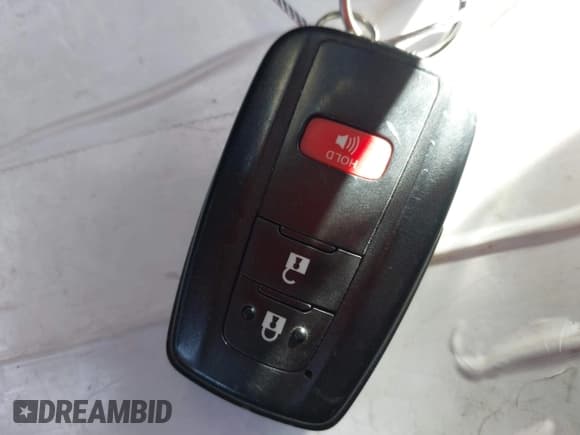 ✅ 2021 Toyota Prius L Eco • VIN: JTDKAMFU4M3148468 • Lot: 42710611. Listed on IAAI with 160,129 mi. Free auction sales archive from the USA and detailed vehicle history report at DreamBid. Image 11.