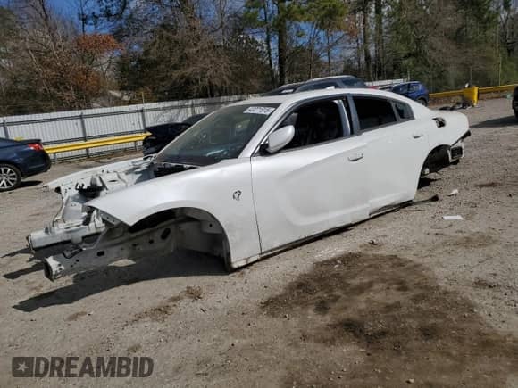 2015 Dodge Charger SRT Hellcat z VIN 2C3CDXL92FH784808, wystawiony jako Copart lot #43271815 z przebiegiem Nie podano mil oraz Szkoda całkowita • Salvage title. Historia ofert i sprzedaży dostępna na DreamBid. Obrazek 1.