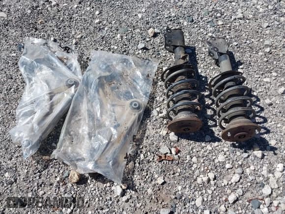 ✅ 2016 Ford Fusion SE • VIN: 3FA6P0H95GR155202 • Lot: 43490423. Listed on IAAI with 331,666 mi. Free auction sales archive from the USA and detailed vehicle history report at DreamBid. Image 12.