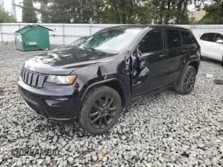 2020 Jeep Grand Cherokee Altitude z VIN 1C4RJFAG5LC159571, wystawiony jako Copart lot #64872825 z przebiegiem 75 092 mil mil oraz Szkoda całkowita • Salvage title. Historia ofert i sprzedaży dostępna na DreamBid. Obrazek 1.