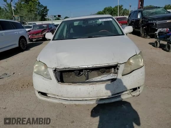 ✅ 2006 Toyota Avalon XL • VIN: 4T1BK36B26U120120 • Lot: 69312915. Wystawiony na Copart z przebiegiem 220 586 mil. Bezpłatny archiwum sprzedaży aukcyjnych z USA i szczegółowy raport historii pojazdu na DreamBid. Zdjęcie 13.