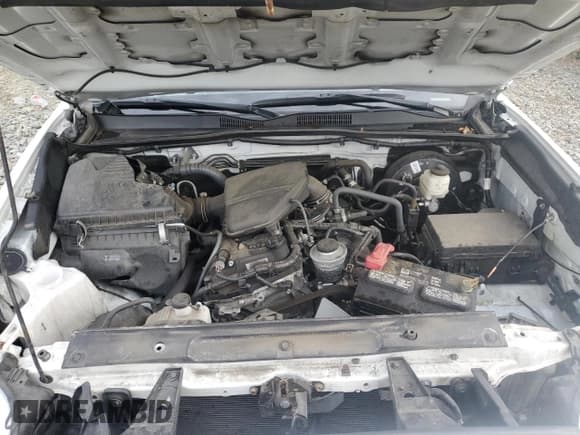 ✅ 2022 Toyota Tacoma SR • VIN: 3TYRX5GN8NT045679 • Lot: 84612575. Listed on Copart with 73,112 mi. Free auction sales archive from the USA and detailed vehicle history report at DreamBid. Image 11.