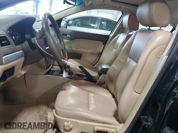 ✅ 2008 Mercury Milan Premier • VIN: 3MEHM02128R617374 • Lot: 59097895. Listed on Copart with 149,569 mi. Free auction sales archive from the USA and detailed vehicle history report at DreamBid. Image 7.