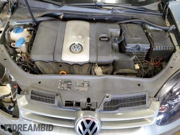 ✅ 2007 Volkswagen Rabbit • VIN: WVWAR71K87W140842 • Lot: 56287055. Wystawiony na Copart z przebiegiem Nie podano. Bezpłatny archiwum sprzedaży aukcyjnych z USA i szczegółowy raport historii pojazdu na DreamBid. Zdjęcie 11.