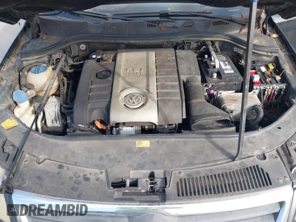 ✅ 2006 Volkswagen Passat 2.0T • VIN: WVWEK73CX6P131824 • Lot: 42171096. Listed on IAAI with Not provided. Free auction sales archive from the USA and detailed vehicle history report at DreamBid. Image 10.