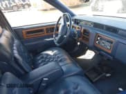 ✅ 1988 Cadillac Fleetwood • VIN: 1G6CB5152J4228237 • Лот: 42232983. Опубликован ранее на IAAI с пробегом Не указан. Бесплатный доступ к архиву аукционных продаж из США и подробный отчёт об истории автомобиля на DreamBid. Изображение 5.