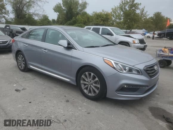 ✅ 2016 Hyundai Sonata Sport • VIN: 5NPE34AF5GH288215 • Лот: 82332465. Опубликован ранее на Copart с пробегом 69 545 миль. Бесплатный доступ к архиву аукционных продаж из США и подробный отчёт об истории автомобиля на DreamBid. Изображение 4.