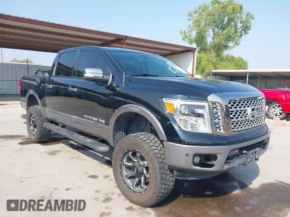 ✅ 2019 Nissan Titan SV • VIN: 1N6AA1E5XKN530748 • Lot: 43267128. Listed on IAAI with 86,199 mi. Free auction sales archive from the USA and detailed vehicle history report at DreamBid. Image 1.