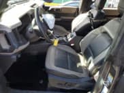 ✅ 2023 Ford Bronco • VIN: 1FMEE5DP5PLA85207 • Лот: 53865985. Опубликован ранее на Copart с пробегом 17 561 миль. Бесплатный доступ к архиву аукционных продаж из США и подробный отчёт об истории автомобиля на DreamBid. Изображение 7.