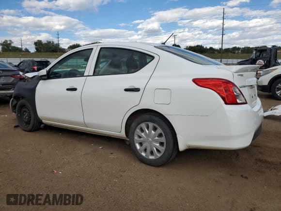 ✅ 2019 Nissan Versa SV • VIN: 3N1CN7AP9KL866520 • Lot: 84988095. Wystawiony na Copart z przebiegiem 98 197 mil. Bezpłatny archiwum sprzedaży aukcyjnych z USA i szczegółowy raport historii pojazdu na DreamBid. Zdjęcie 2.