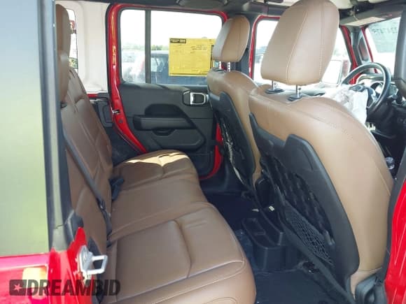 ✅ 2021 Jeep Wrangler Unlimited Rubicon • VIN: 1C4HJXFG2MW575541 • Lot: 42247475. Wystawiony na IAAI z przebiegiem 92 353 mil. Bezpłatny archiwum sprzedaży aukcyjnych z USA i szczegółowy raport historii pojazdu na DreamBid. Zdjęcie 8.