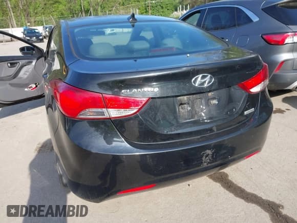 ✅ 2013 Hyundai Elantra GLS • VIN: 5NPDH4AE4DH426309 • Лот: 42201136. Опубликован ранее на IAAI с пробегом 100 191 миль. Бесплатный доступ к архиву аукционных продаж из США и подробный отчёт об истории автомобиля на DreamBid. Изображение 14.