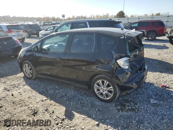 ✅ 2010 Honda Fit Sport • VIN: JHMGE8H42AC018441 • Lot: 85431865. Wystawiony na Copart z przebiegiem 208 999 mil. Bezpłatny archiwum sprzedaży aukcyjnych z USA i szczegółowy raport historii pojazdu na DreamBid. Zdjęcie 2.