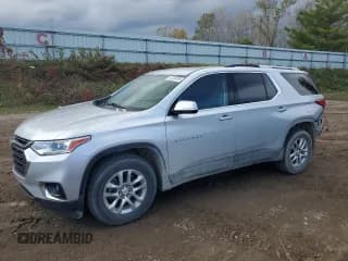 ✅ 2018 Chevrolet Traverse LT Cloth • VIN: 1GNEVGKW6JJ215354 • Lot: 87236795. Wystawiony na Copart z przebiegiem 159 744 mil. Bezpłatny archiwum sprzedaży aukcyjnych z USA i szczegółowy raport historii pojazdu na DreamBid. Zdjęcie 1.