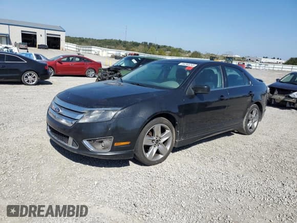 ✅ 2010 Ford Fusion SPORT • VIN: 3FAHP0KC2AR399961 • Lot: 84265245. Wystawiony na Copart z przebiegiem Nie podano. Bezpłatny archiwum sprzedaży aukcyjnych z USA i szczegółowy raport historii pojazdu na DreamBid. Zdjęcie 1.