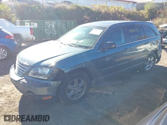 ✅ 2005 Chrysler Pacifica Touring • VIN: 2C4GF68485R243690 • Lot: 43601775. Listed on IAAI with 168,431 mi. Free auction sales archive from the USA and detailed vehicle history report at DreamBid. Image 17.