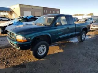 ✅ 1998 Dodge Dakota SLT • VIN: 1B7GG22Y0WS733364 • Lot: 90871225. Wystawiony na Copart z przebiegiem 221 726 mil. Bezpłatny archiwum sprzedaży aukcyjnych z USA i szczegółowy raport historii pojazdu na DreamBid. Zdjęcie 1.