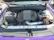 ✅ 2010 Dodge Challenger R/T Classic • VIN: 2B3CJ5DT7AH190020 • Lot: 64799744. Wystawiony na Copart z przebiegiem 185 026 mil. Bezpłatny archiwum sprzedaży aukcyjnych z USA i szczegółowy raport historii pojazdu na DreamBid. Zdjęcie 11.