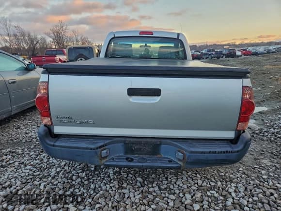 ✅ 2006 Toyota Tacoma • VIN: 5TENX22N46Z151082 • Lot: 94721915. Listed on Copart with 164,331 mi. Free auction sales archive from the USA and detailed vehicle history report at DreamBid. Image 6.