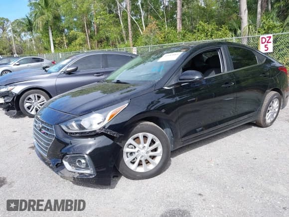 ✅ 2022 Hyundai Accent SE • VIN: 3KPC24A62NE187287 • Лот: 41683884. Опубликован ранее на IAAI с пробегом 27 065 миль. Бесплатный доступ к архиву аукционных продаж из США и подробный отчёт об истории автомобиля на DreamBid. Изображение 2.