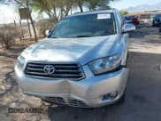 ✅ 2010 Toyota Highlander Sport • VIN: 5TDXK3EH4AS002230 • Лот: 42443643. Опубликован ранее на IAAI с пробегом 156 272 миль. Бесплатный доступ к архиву аукционных продаж из США и подробный отчёт об истории автомобиля на DreamBid. Изображение 12.