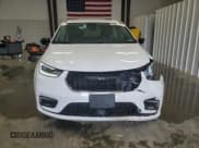 ✅ 2024 Chrysler Pacifica Touring L • VIN: 2C4RC1BG6RR125635 • Lot: 62652315. Listed on Copart with 48,541 mi. Free auction sales archive from the USA and detailed vehicle history report at DreamBid. Image 5.