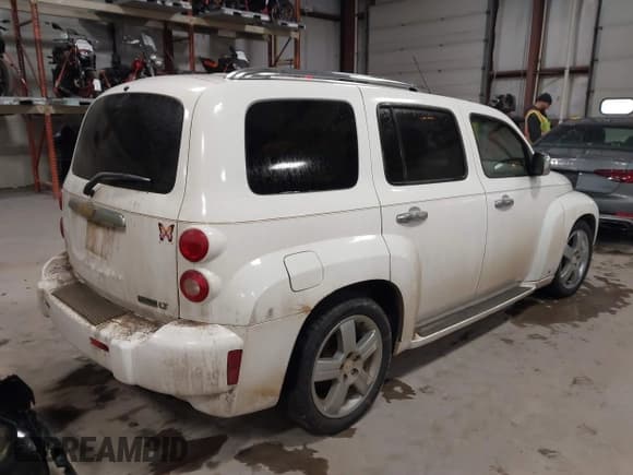 ✅ 2009 Chevrolet HHR 2LT • VIN: 3GNCA53V09S593810 • Lot: 41665476. Listed on IAAI with 147,521 mi. Free auction sales archive from the USA and detailed vehicle history report at DreamBid. Image 4.