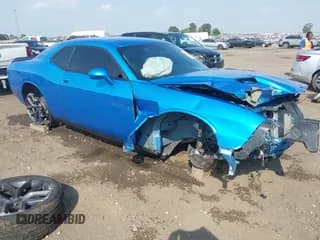 ✅ 2023 Dodge Challenger SXT • VIN: 2C3CDZAG9PH600169 • Lot: 43252338. Wystawiony na IAAI z przebiegiem 68 029 mil. Bezpłatny archiwum sprzedaży aukcyjnych z USA i szczegółowy raport historii pojazdu na DreamBid. Zdjęcie 1.