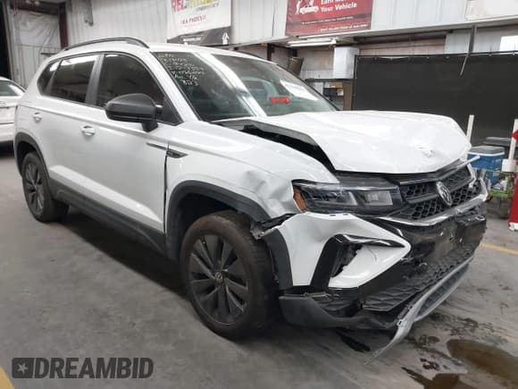 ✅ 2022 Volkswagen Taos S • VIN: 3VVDX7B21NM036077 • Лот: 43198293. Опубликован ранее на IAAI с пробегом 41 718 миль. Бесплатный доступ к архиву аукционных продаж из США и подробный отчёт об истории автомобиля на DreamBid. Изображение 1.